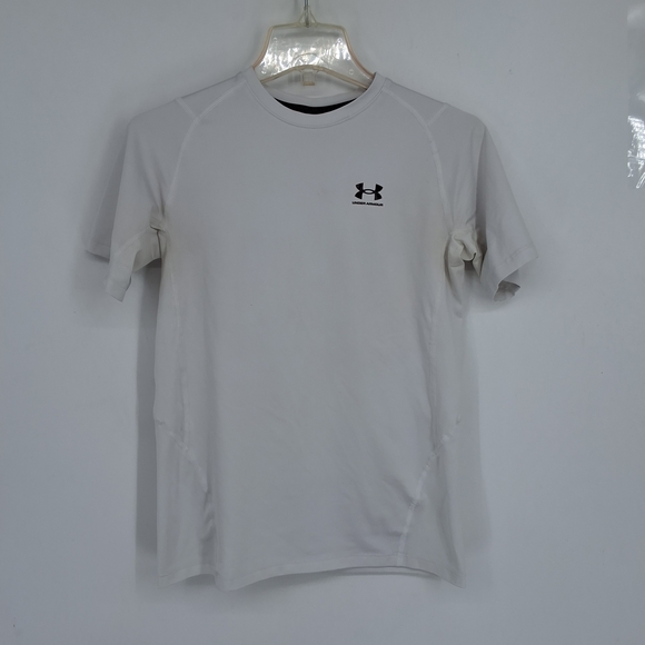 Under Armour Other - Under Armour YXL heatbear Light Gray Short Sleeve Tee